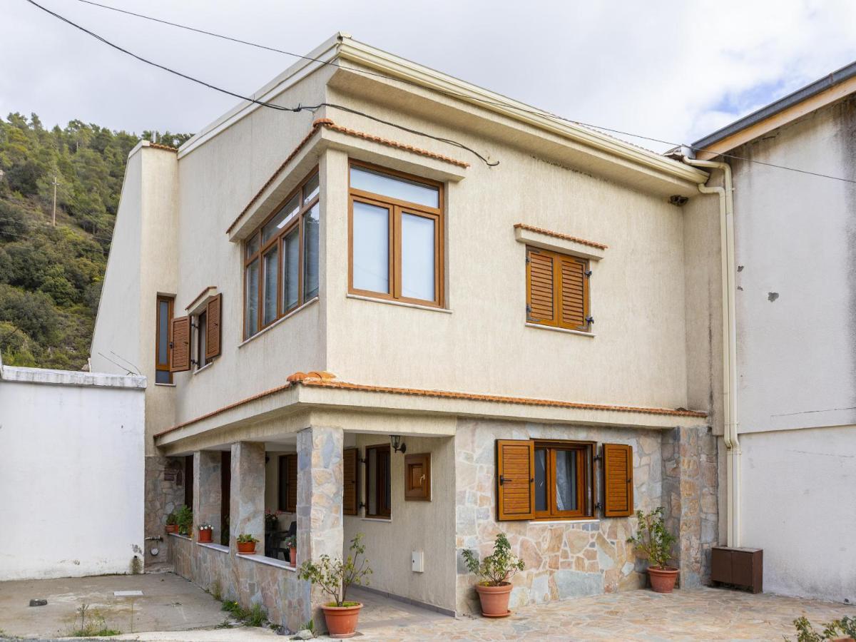Troodos Riverside Cottage Kato Amiandos Exterior foto